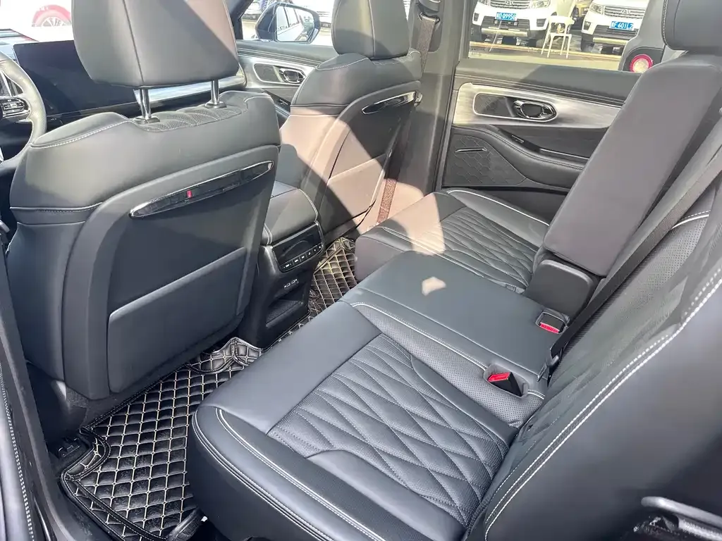 GAC Motor Trumpchi GS8 — фото 7