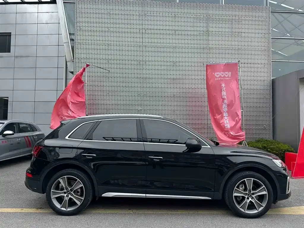 Audi Q5L 2023 из CN, фото 10