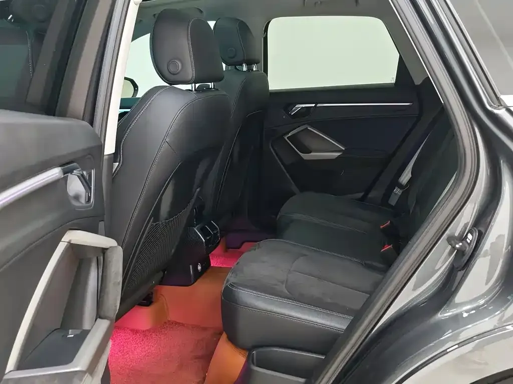 Audi Q3 2022 из CN, фото 10