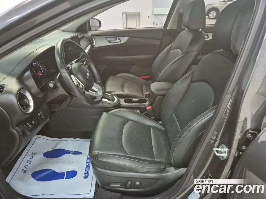 Kia K3 2022 из KR, фото 10