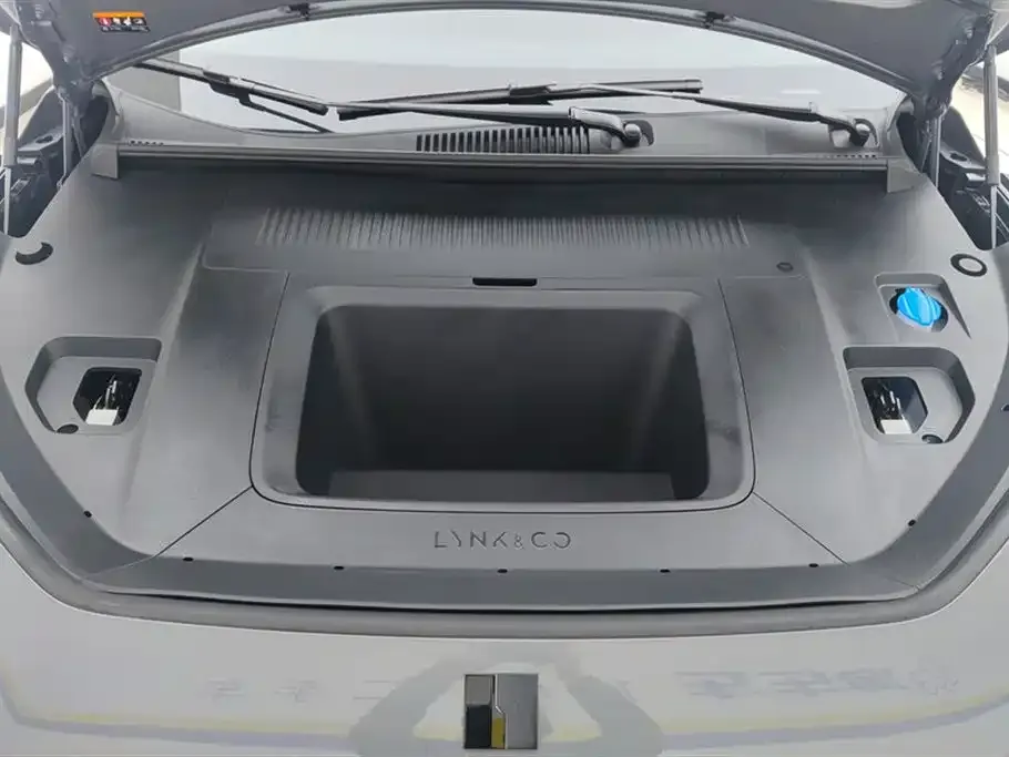 Lynk & Co Z20 2025 из CN, фото 9