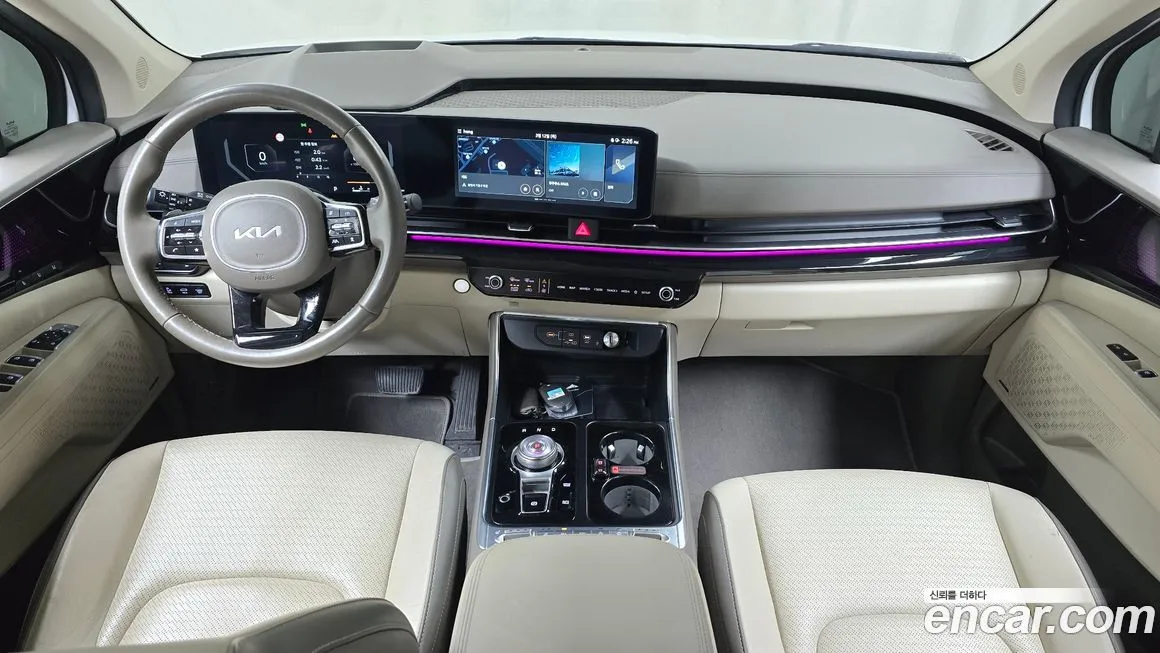 Kia Carnival — фото 10