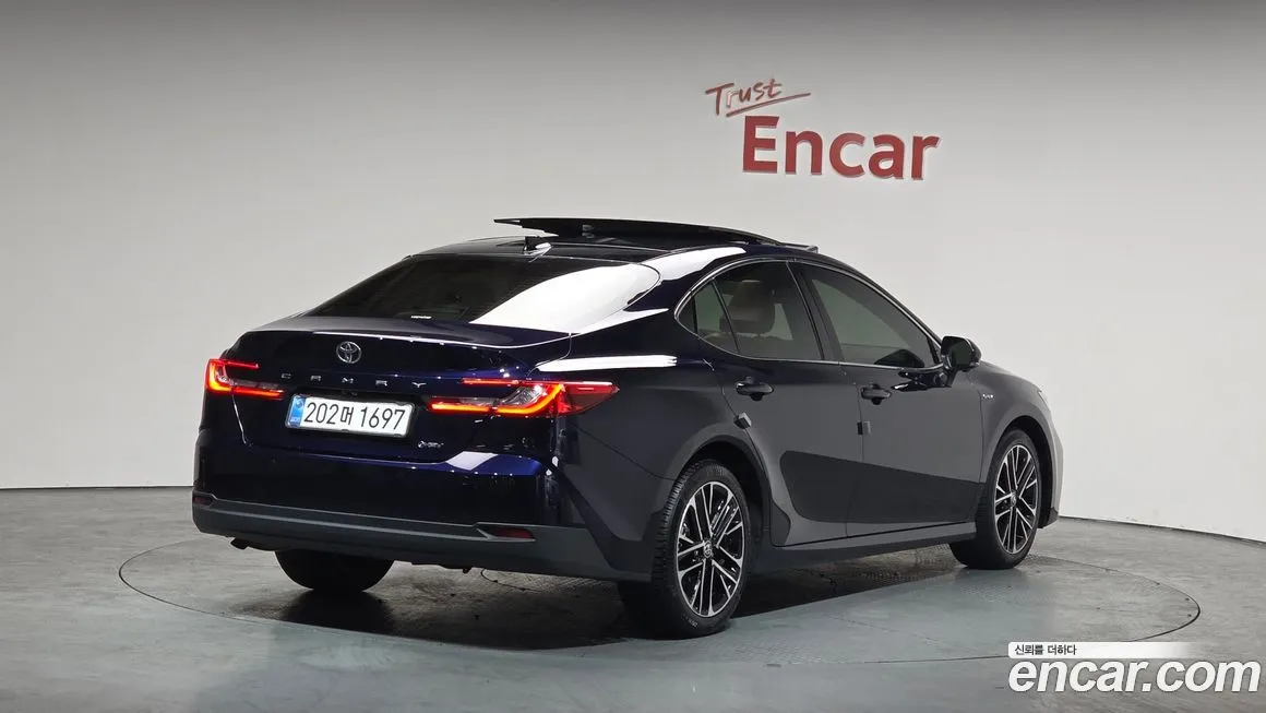 Toyota Camry 2025 из KR, фото 4