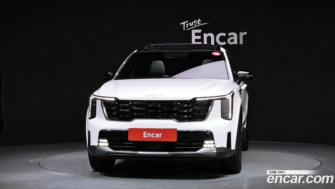 Kia Sorento — фото 8