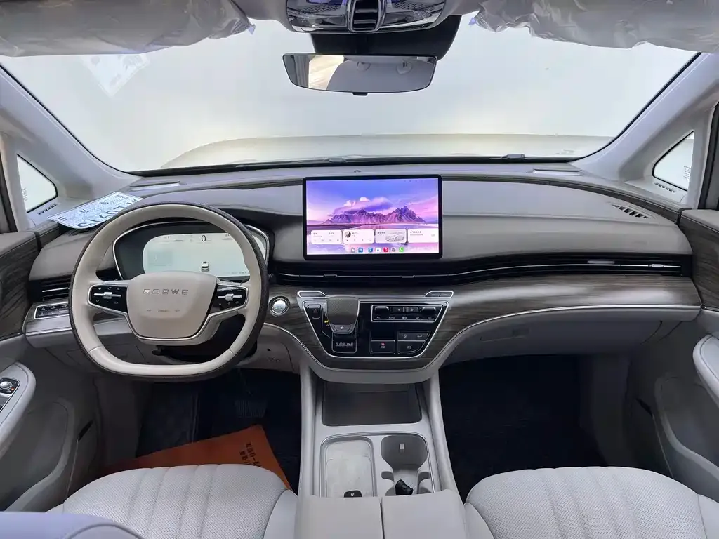 Roewe iMAX8 New Energy 2024 из CN, фото 9