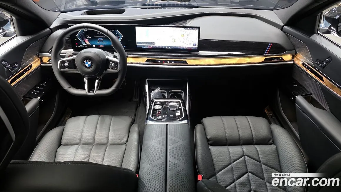 BMW 7-Series 2025 из KR, фото 3