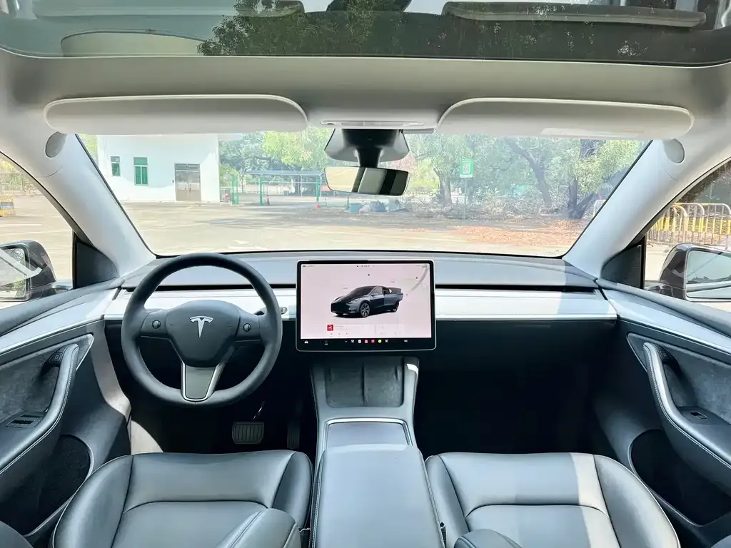Tesla Model Y 2024 из CN, фото 10
