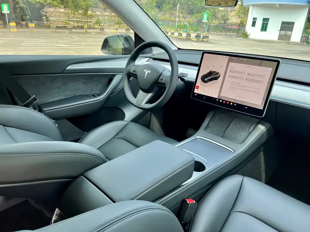 Tesla Model Y 2024 из CN, фото 8