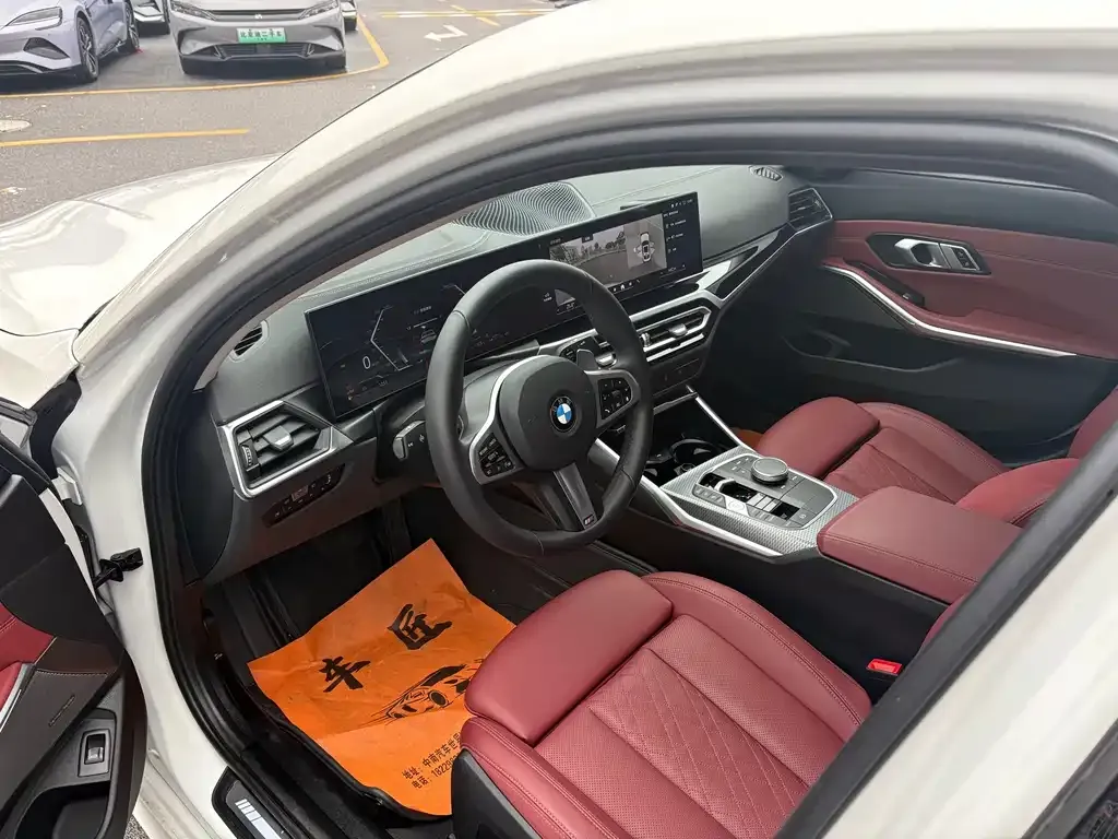 BMW 3 Series 2024 из CN, фото 9