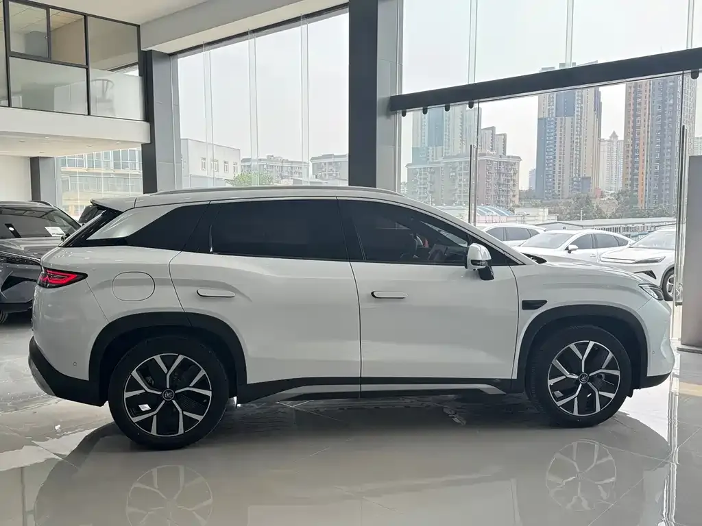 BYD L DM-i 2025 из CN, фото 10