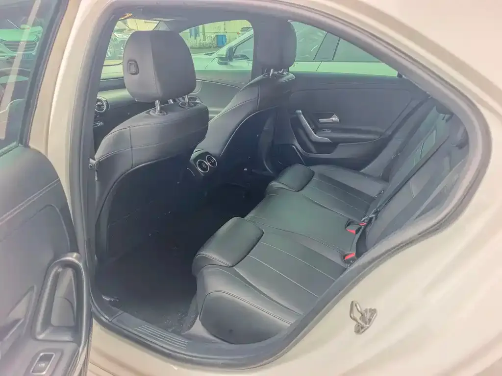 Mercedes-Benz A-Class 2022 из CN, фото 8