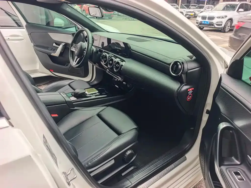 Mercedes-Benz A-Class 2022 из CN, фото 4