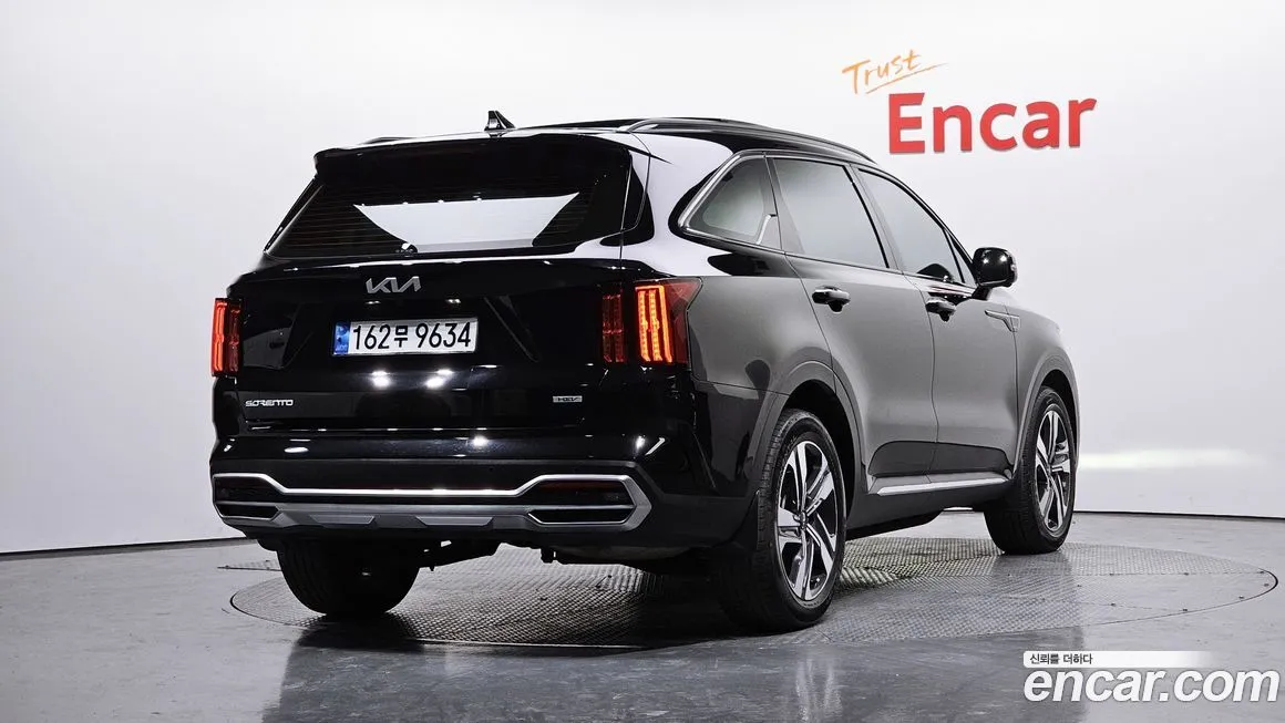 Kia Sorento — фото 5