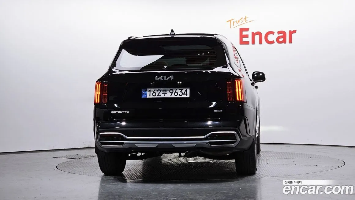 Kia Sorento — фото 4