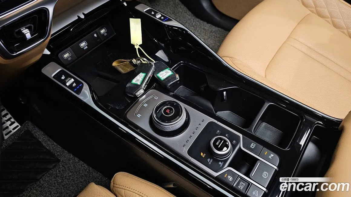 Kia Sorento — фото 9