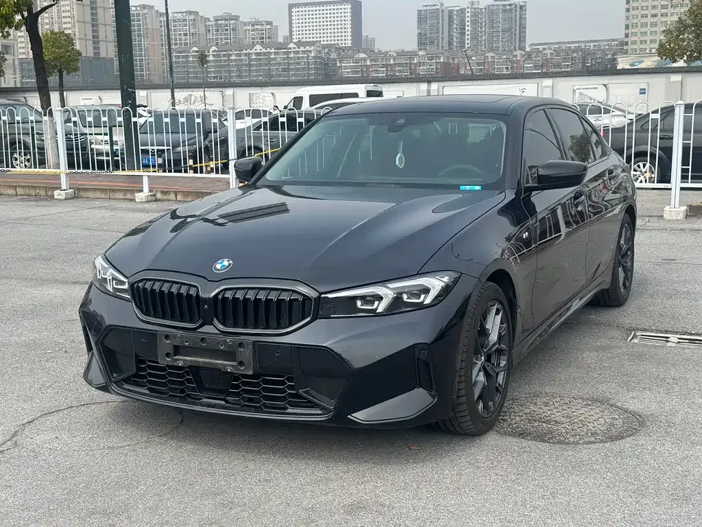 BMW 3 Series — фото 1