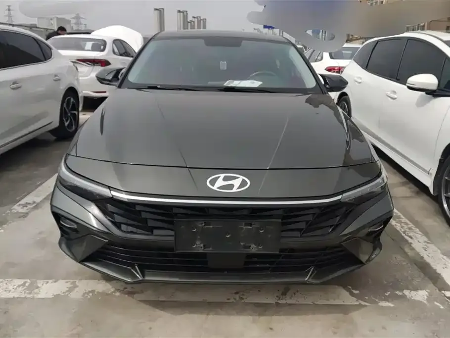 Hyundai Elantra 2024 из CN, фото 2
