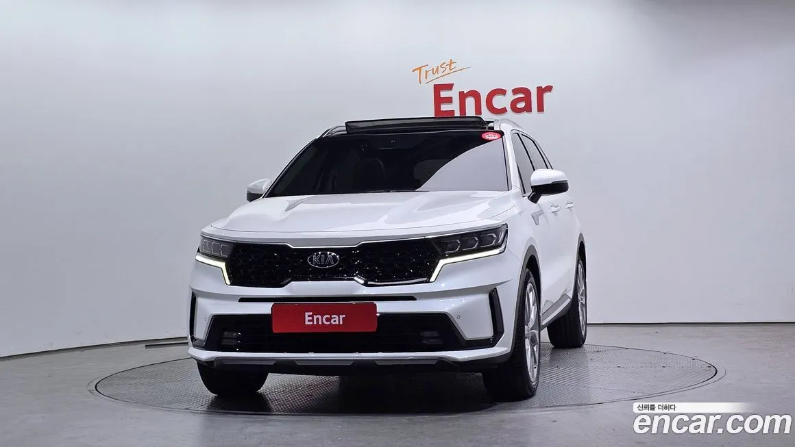 Kia Sorento — фото 10
