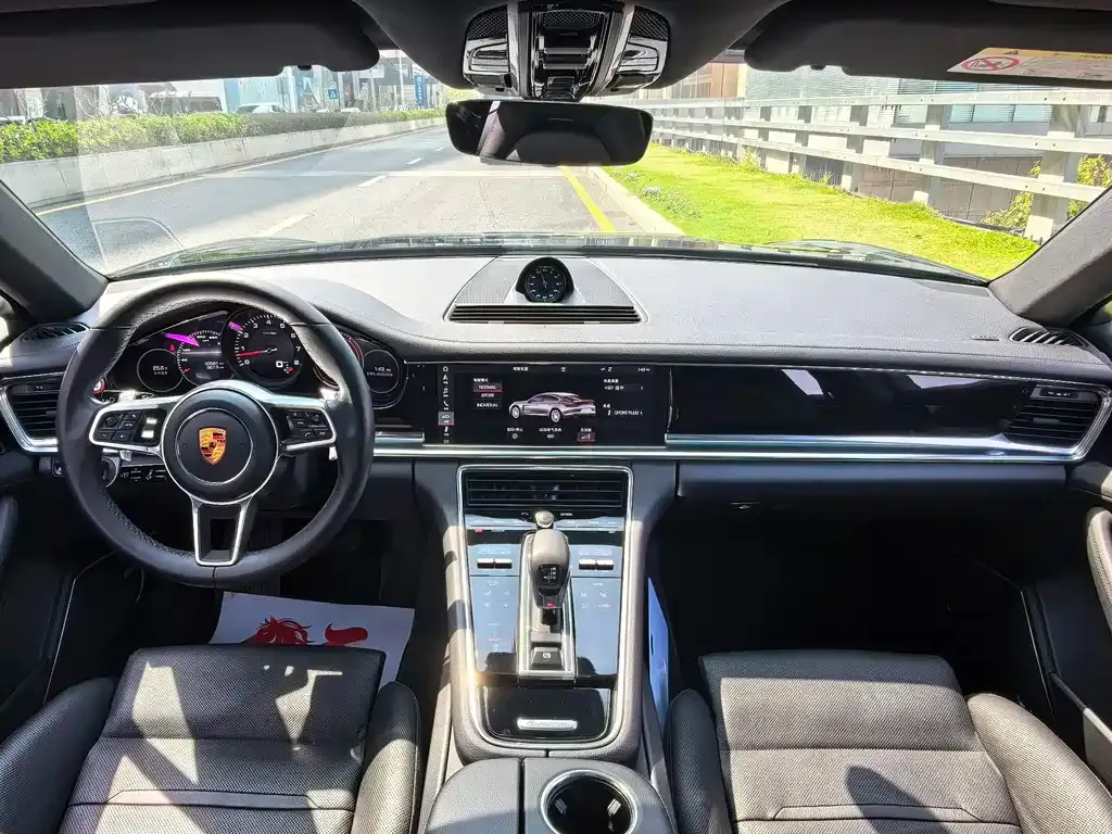 Porsche Panamera 2021 из CN, фото 7