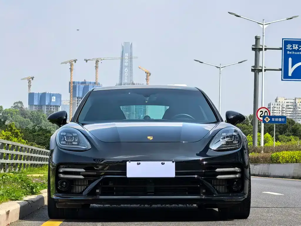 Porsche Panamera 2021 из CN, фото 3