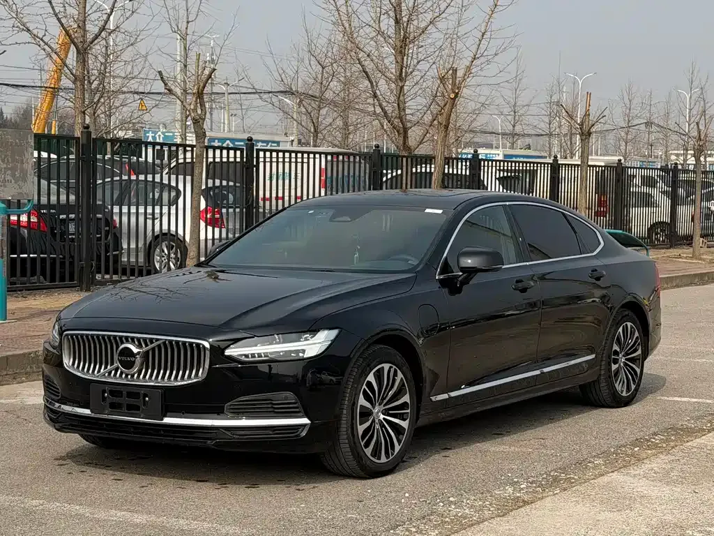 Volvo S90 PHEV