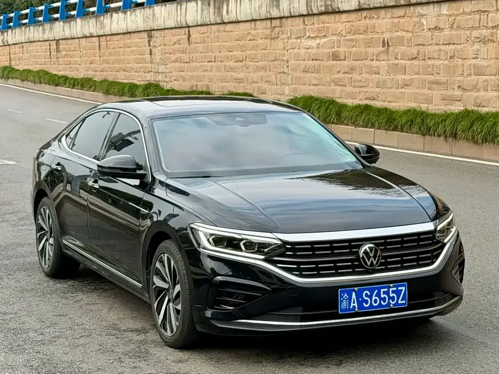 Volkswagen Passat — фото 6
