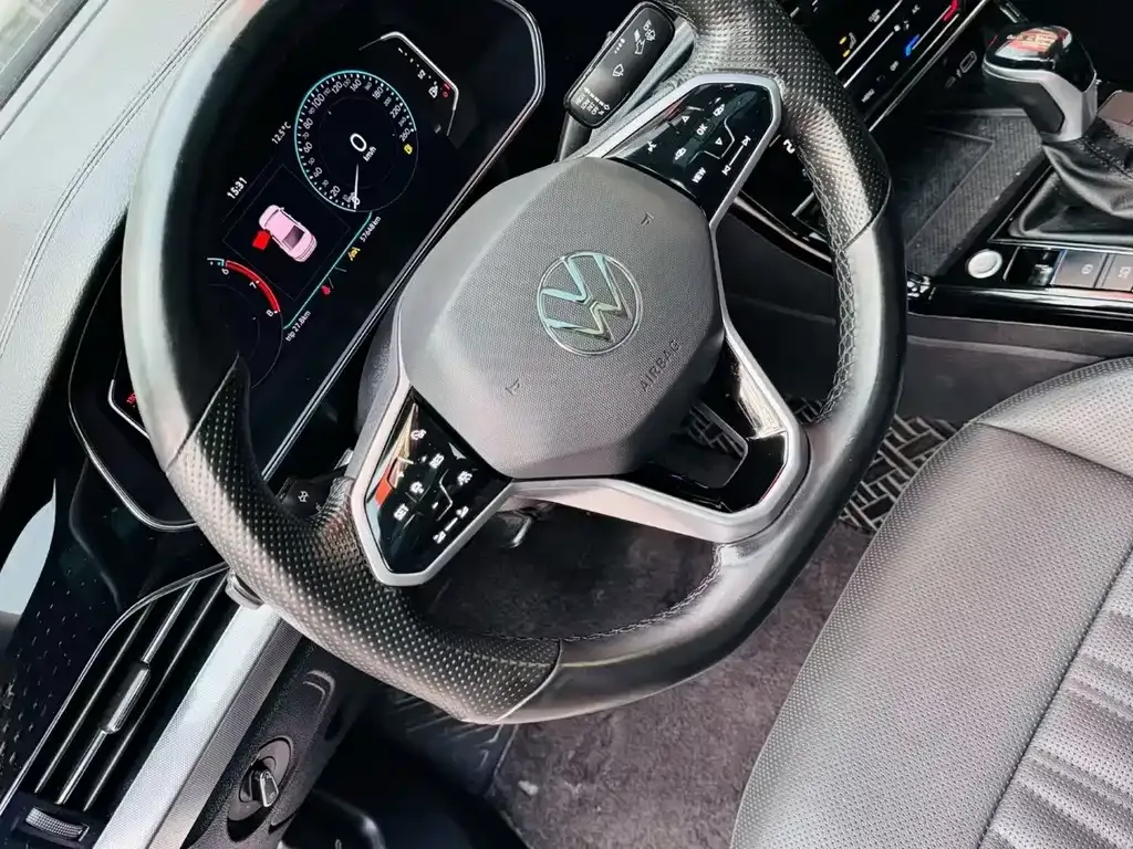 Volkswagen Passat — фото 2