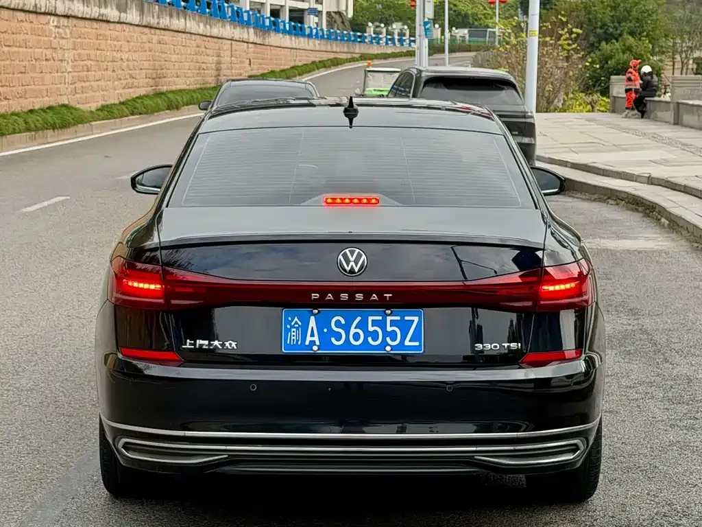 Volkswagen Passat — фото 5