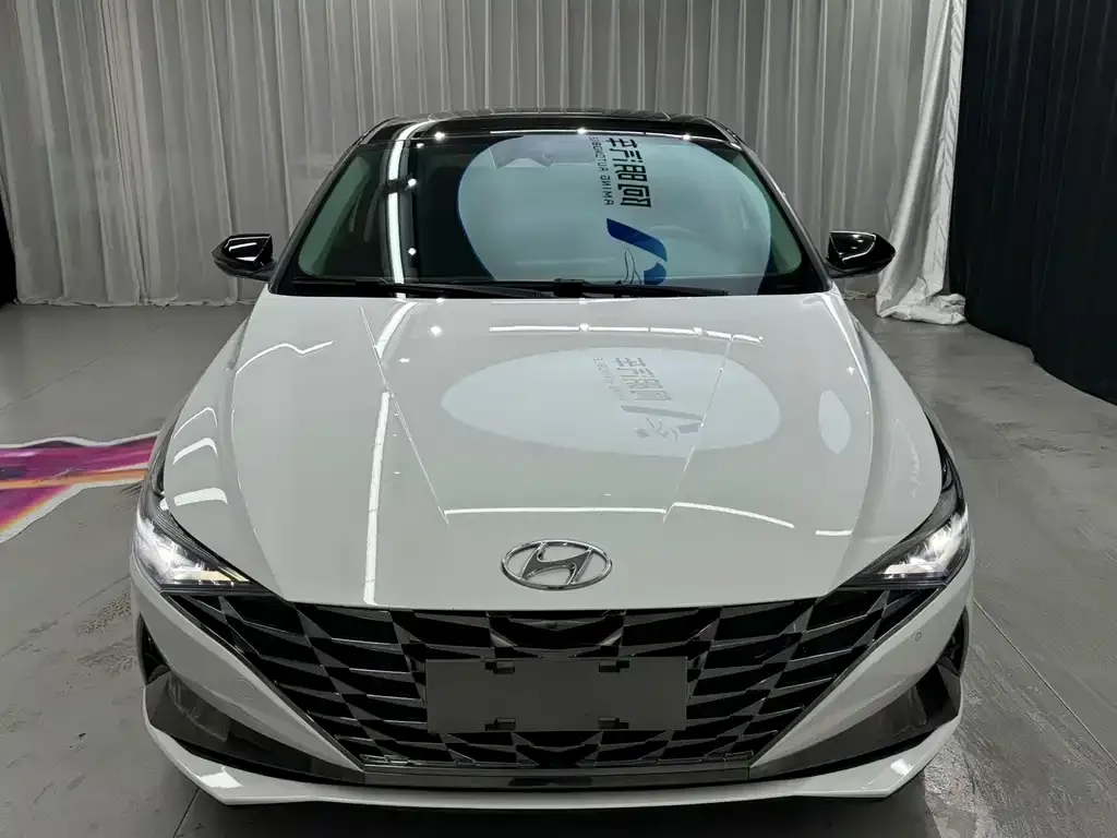 Hyundai Elantra 2023 из CN, фото 7