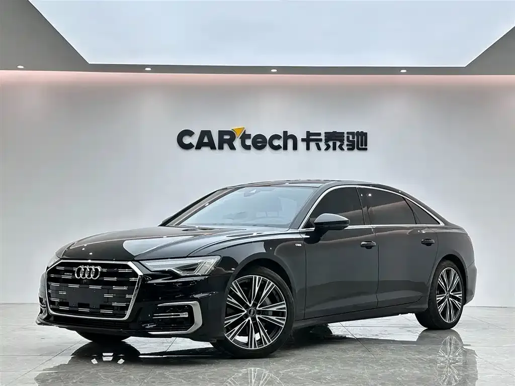 Audi A6L — фото 1