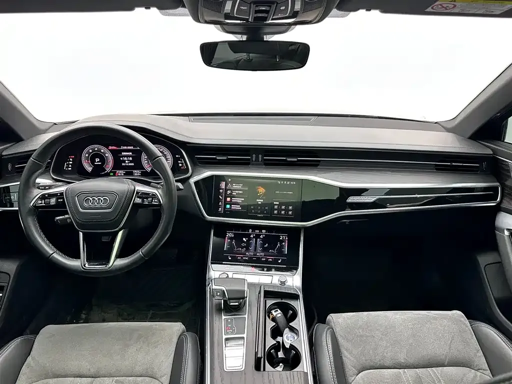 Audi A6L — фото 8