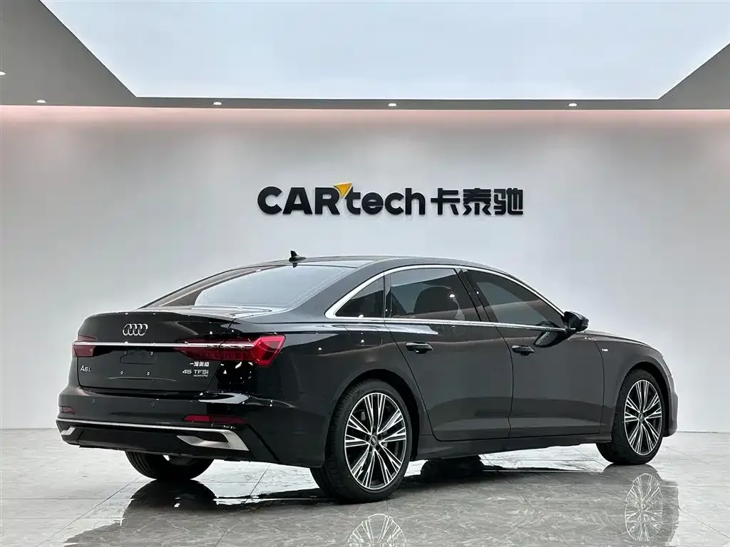 Audi A6L — фото 2