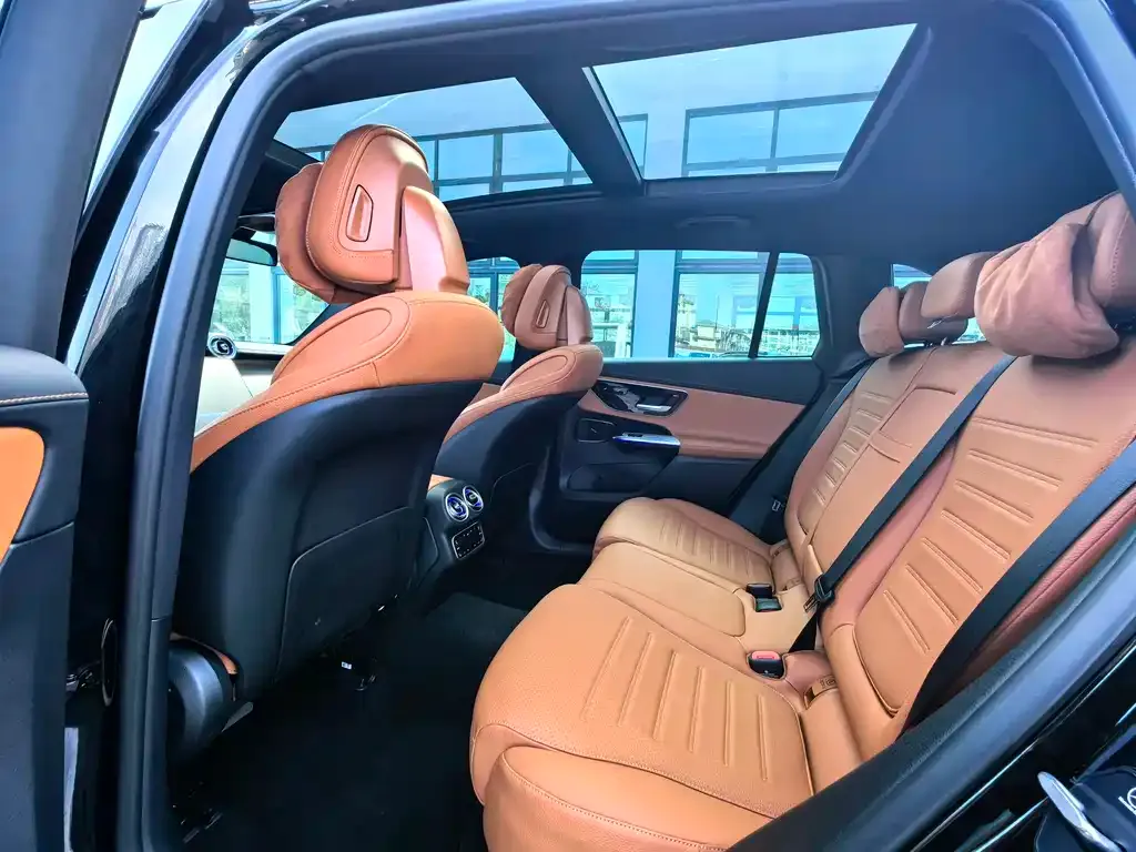 Mercedes-Benz GLC 2025 из CN, фото 2