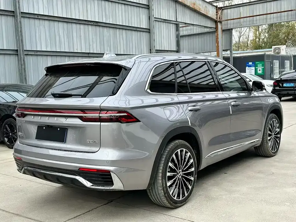 Geely Xingyue L — фото 4