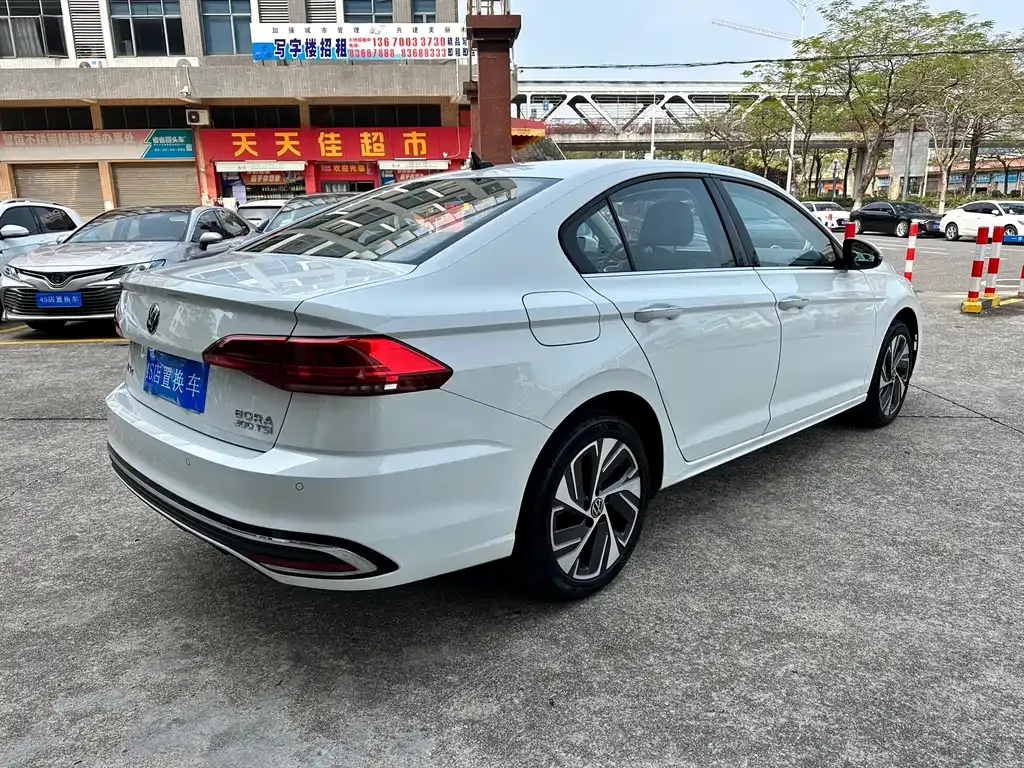 Volkswagen Bora 2024 из CN, фото 10