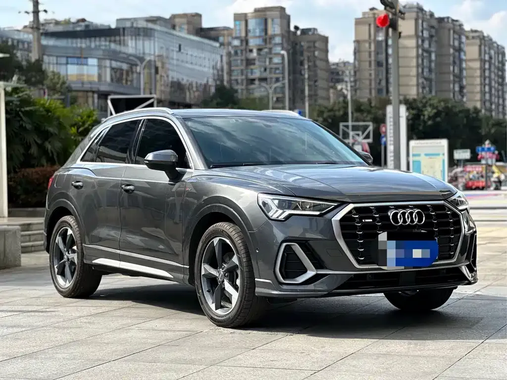 Audi Q3 — фото 4