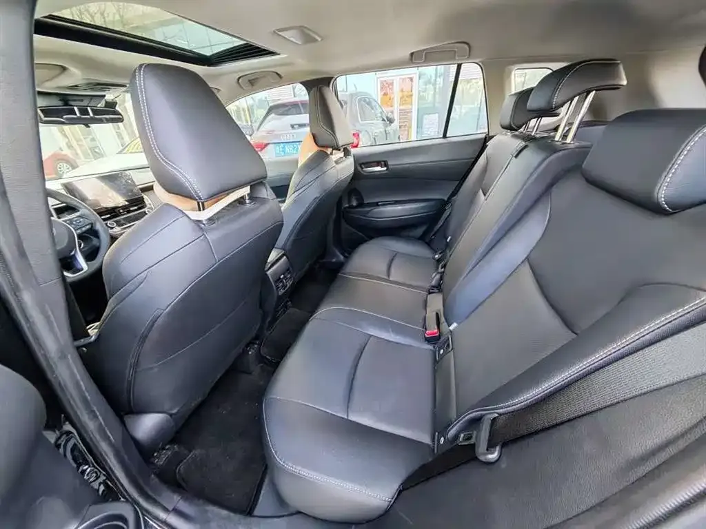 Toyota Frontlander 2023 из CN, фото 3