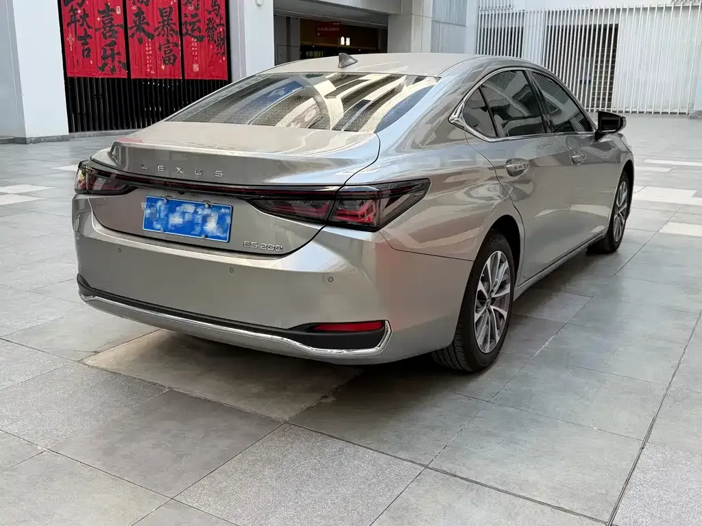 Lexus ES 2025 из CN, фото 7