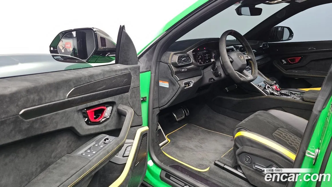 Lamborghini Urus 2024 из KR, фото 8