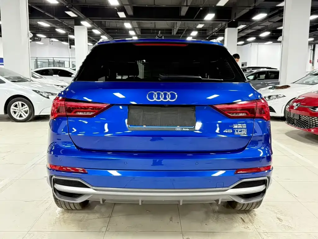 Audi Q3 — фото 3