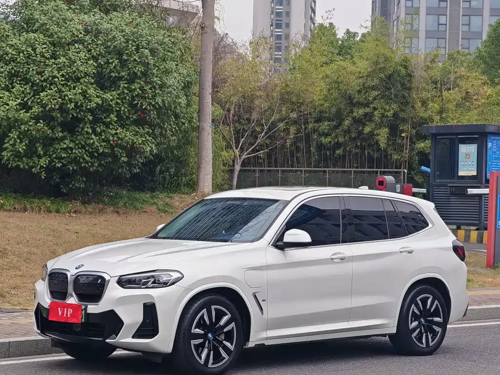 BMW iX3 2024 из CN, фото 1