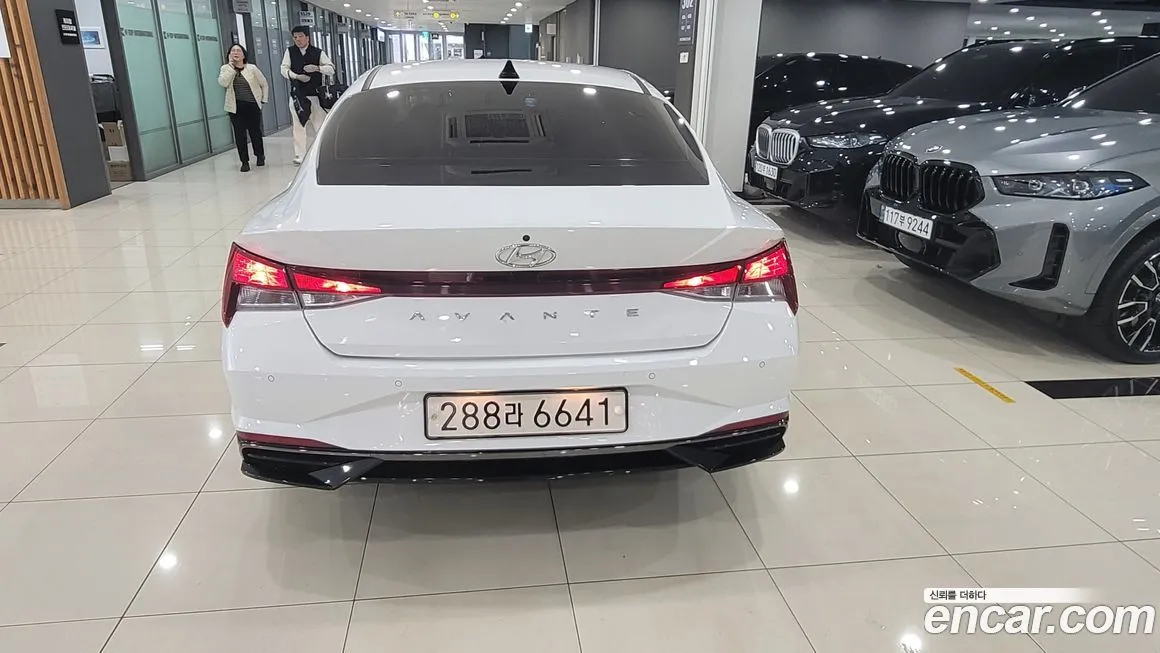 Hyundai AVANTE — фото 6