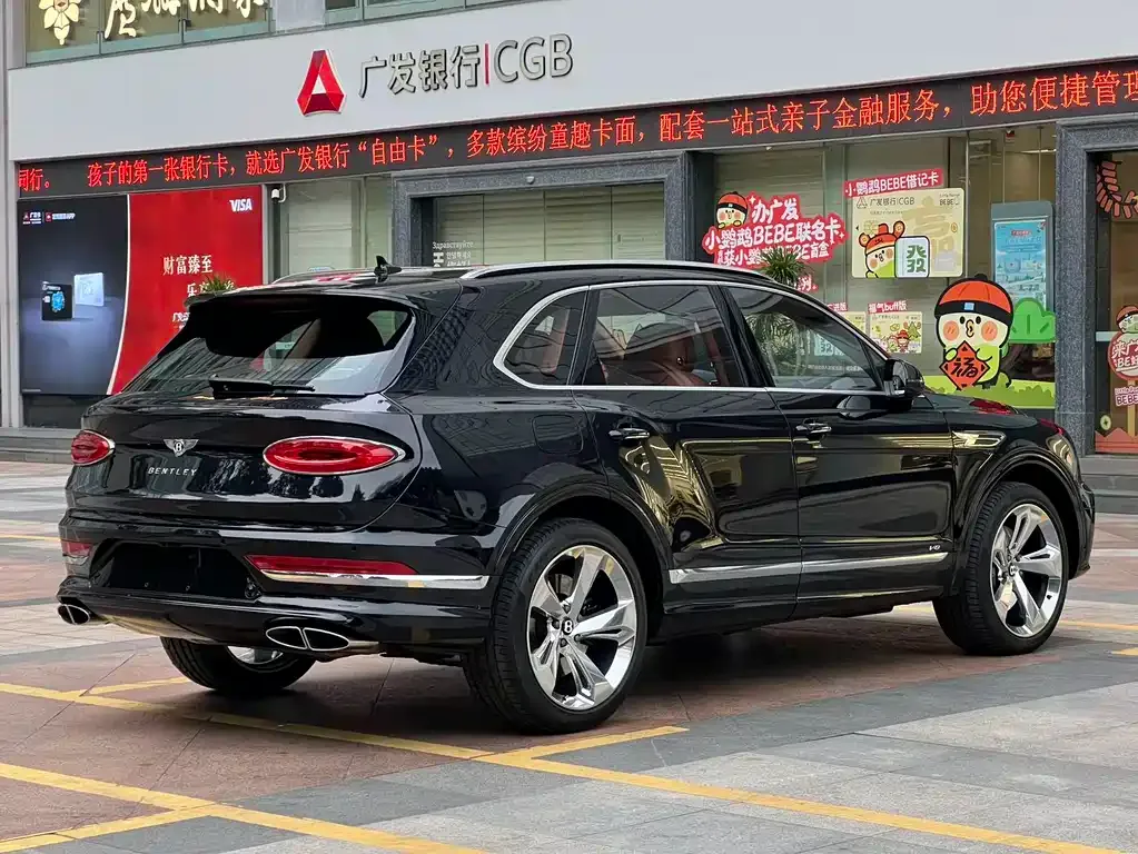 Bentley Bentayga 2021 из CN, фото 5