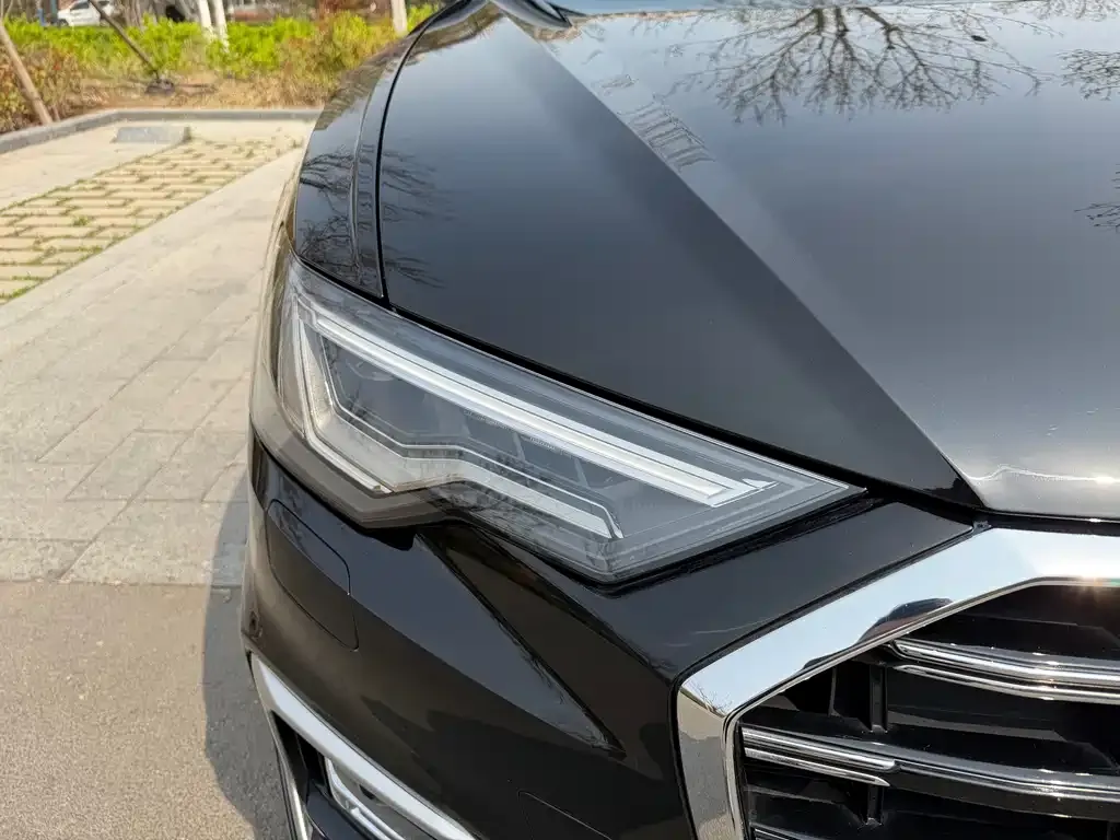 Audi A6L 2024 из CN, фото 8