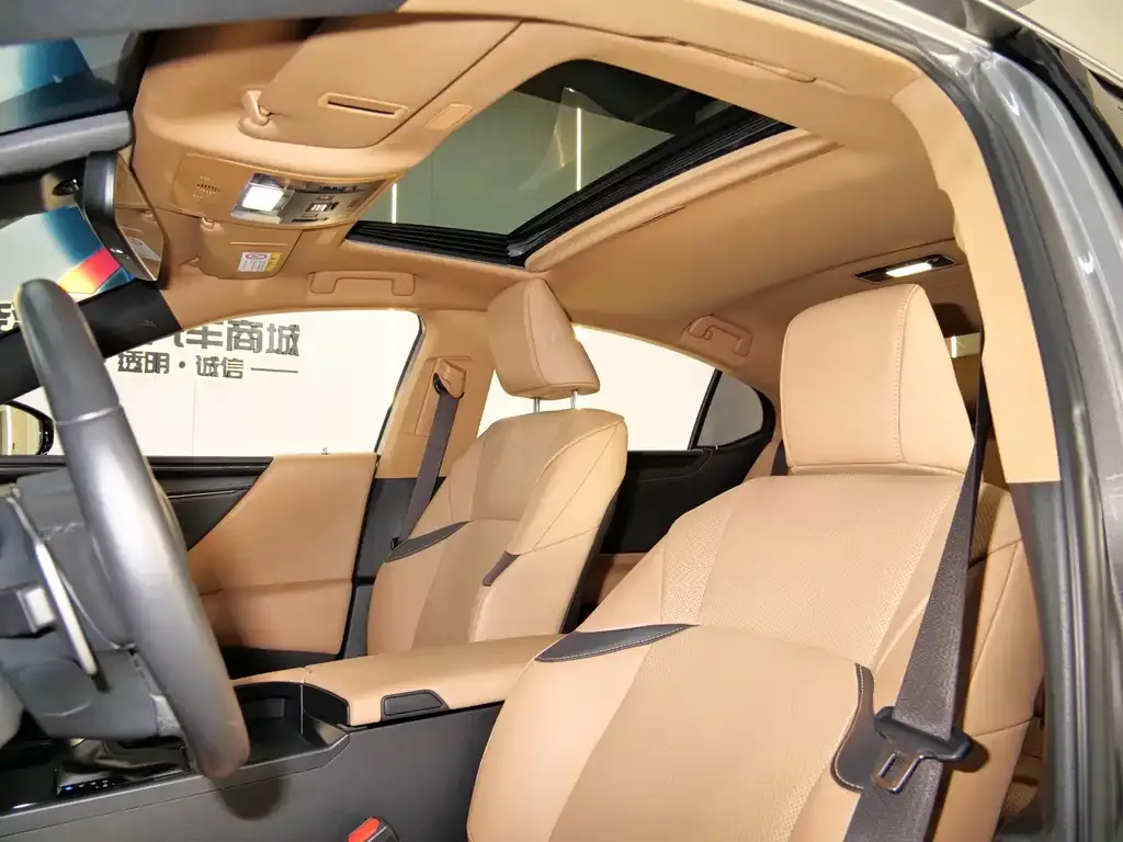 Lexus ES 2023 из CN, фото 8