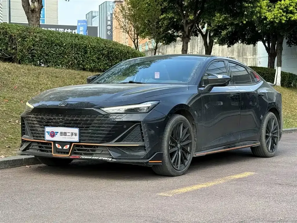 Changan UNI-V 1.5T Sport