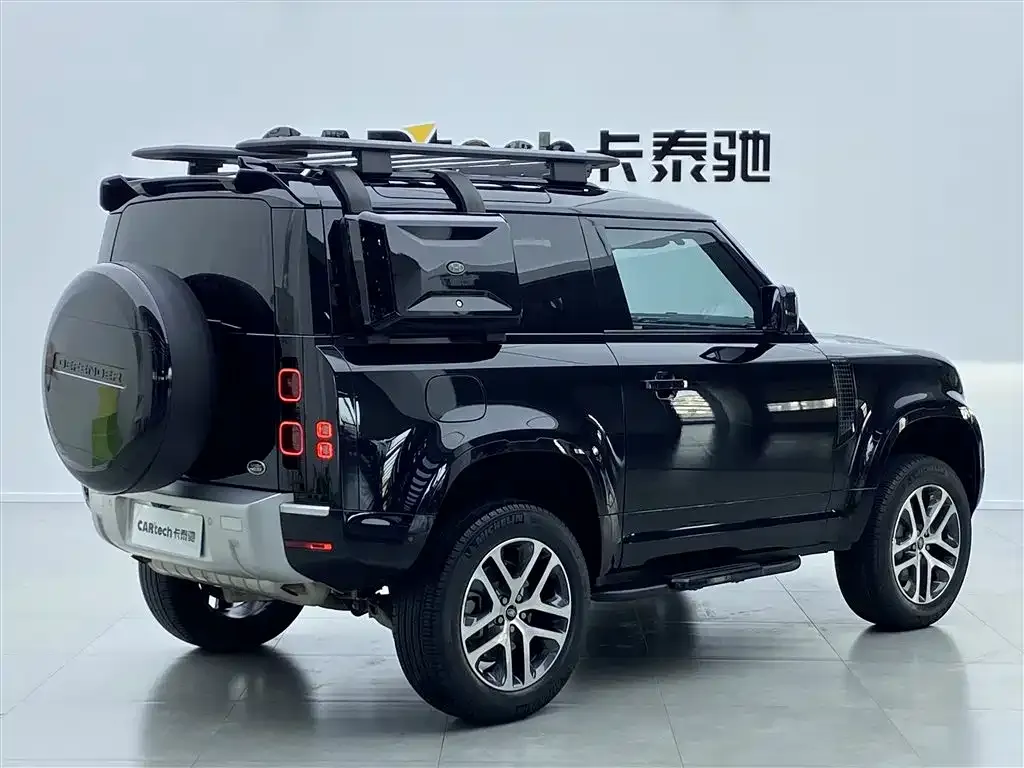 Land Rover Defender — фото 4