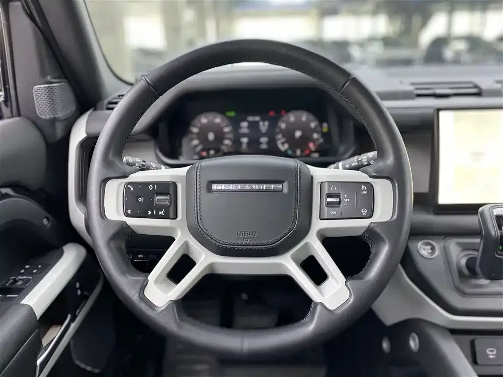 Land Rover Defender — фото 3