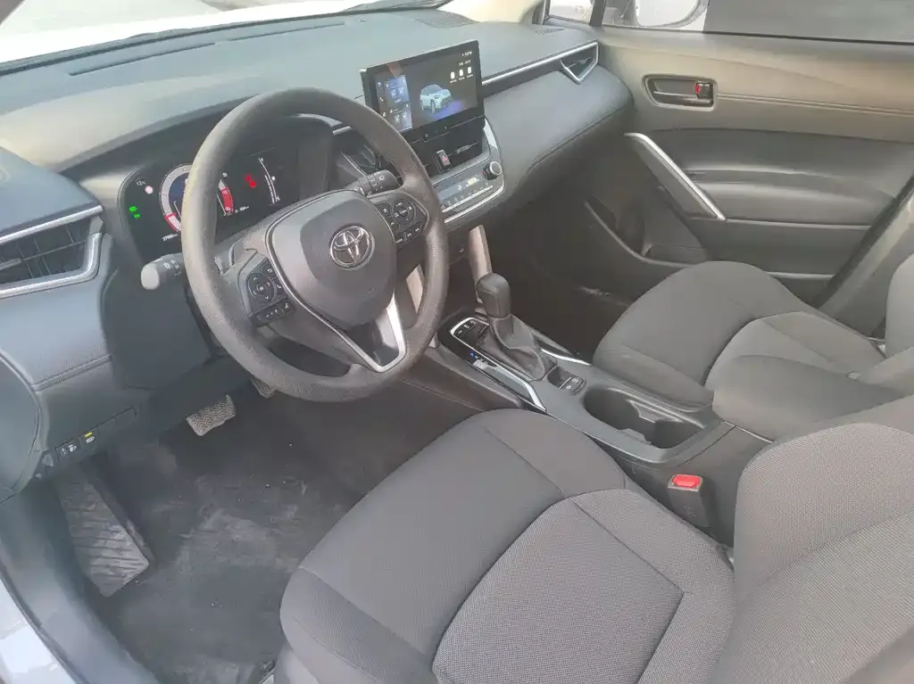 Toyota Frontlander 2024 из CN, фото 4