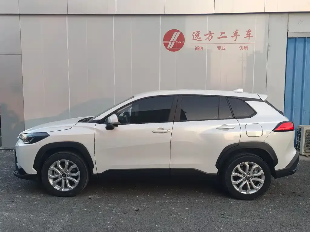 Toyota Frontlander 2024 из CN, фото 8